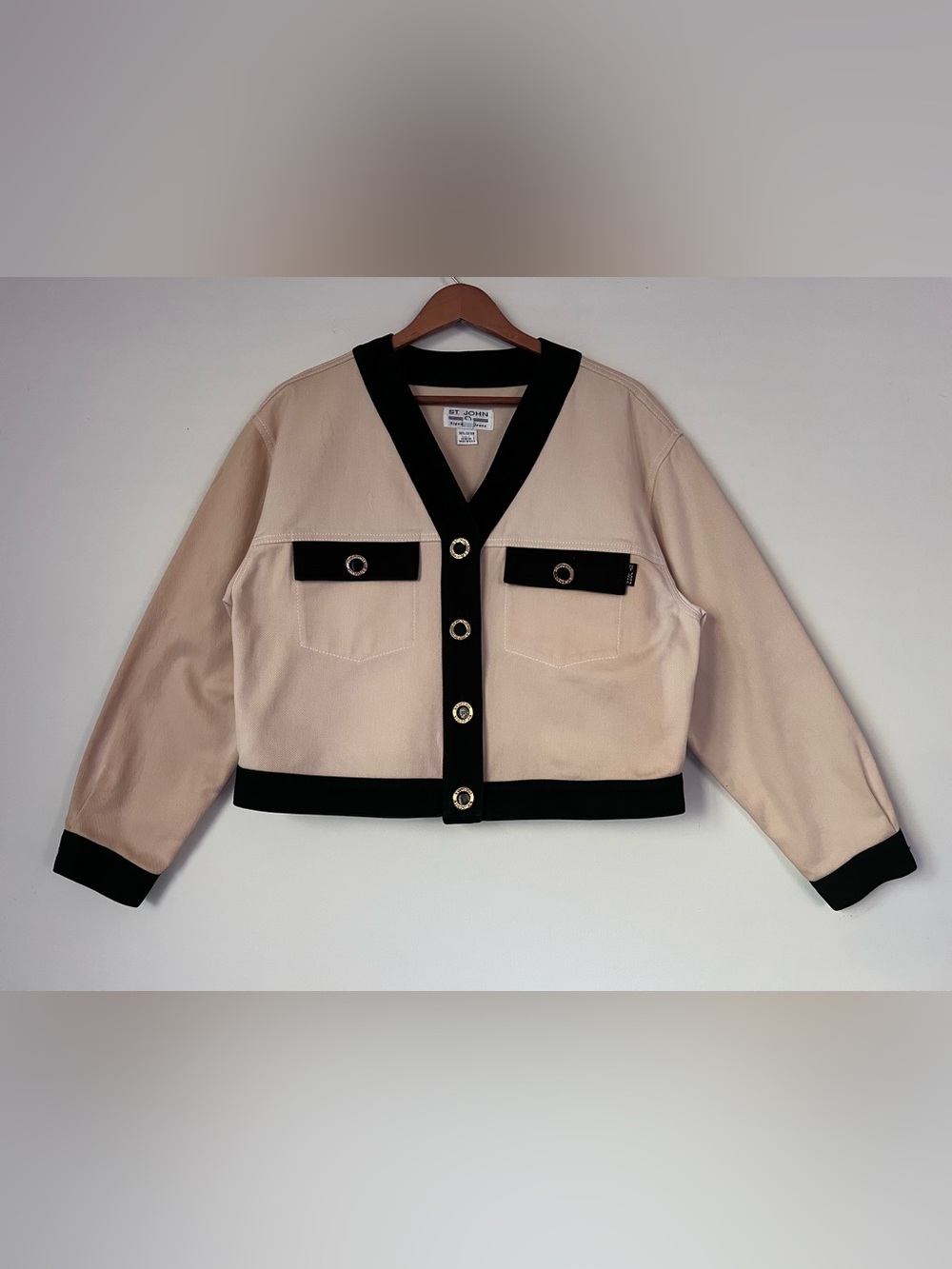 VTG St. John Signature Jeans Cream Black Colorblock Cropped Denim Jacket L USA